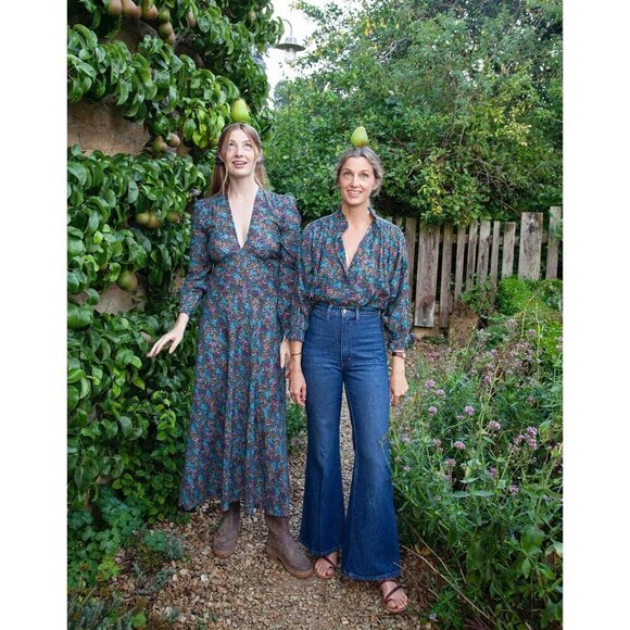 💕DOEN💕 The Rose Top ~ Navy Lady Bird Floral Print Small - Picture 10 of 16